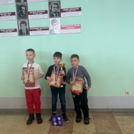 ЮНЫЕ ЧЕМПИОНЫ