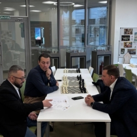 Подготовка к крупному шахматному мероприятию в самом разгаре!