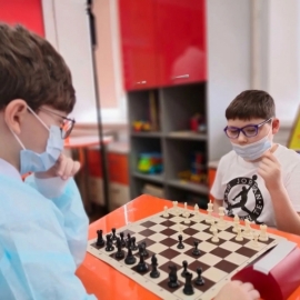 Мастер-класс по шахматам "Дебют"