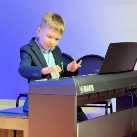 МИНУТА СЛАВЫ