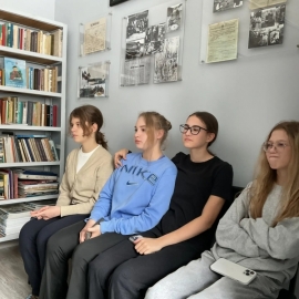 Погружение в мир Сибири: 7 и 8 классы в Центре языка и культур народов Сибири!