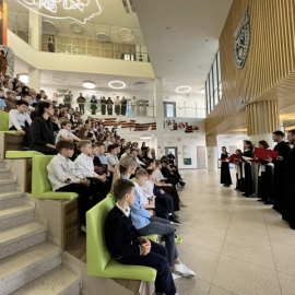 Хор Кузбасской духовной семинарии в "Интеллект Академии"